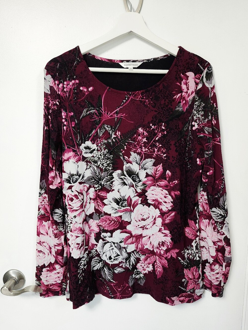 Reflections Floral Long-Sleeve Top in Burgundy and Pink size XL - Picture 11 of 11